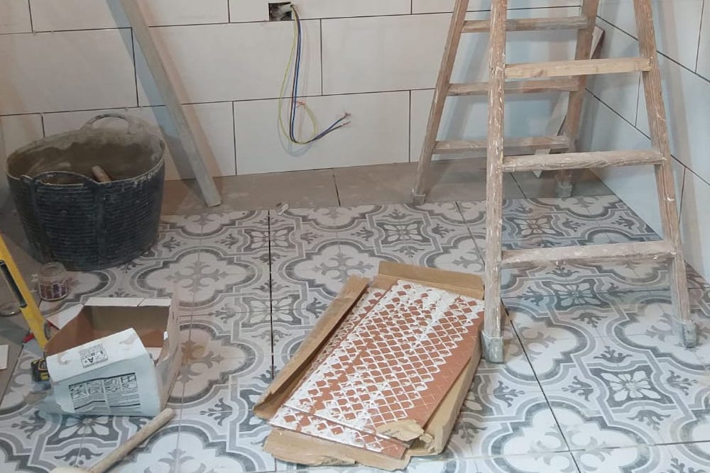 Rénovation cuisine appartement bord de mer Espagne